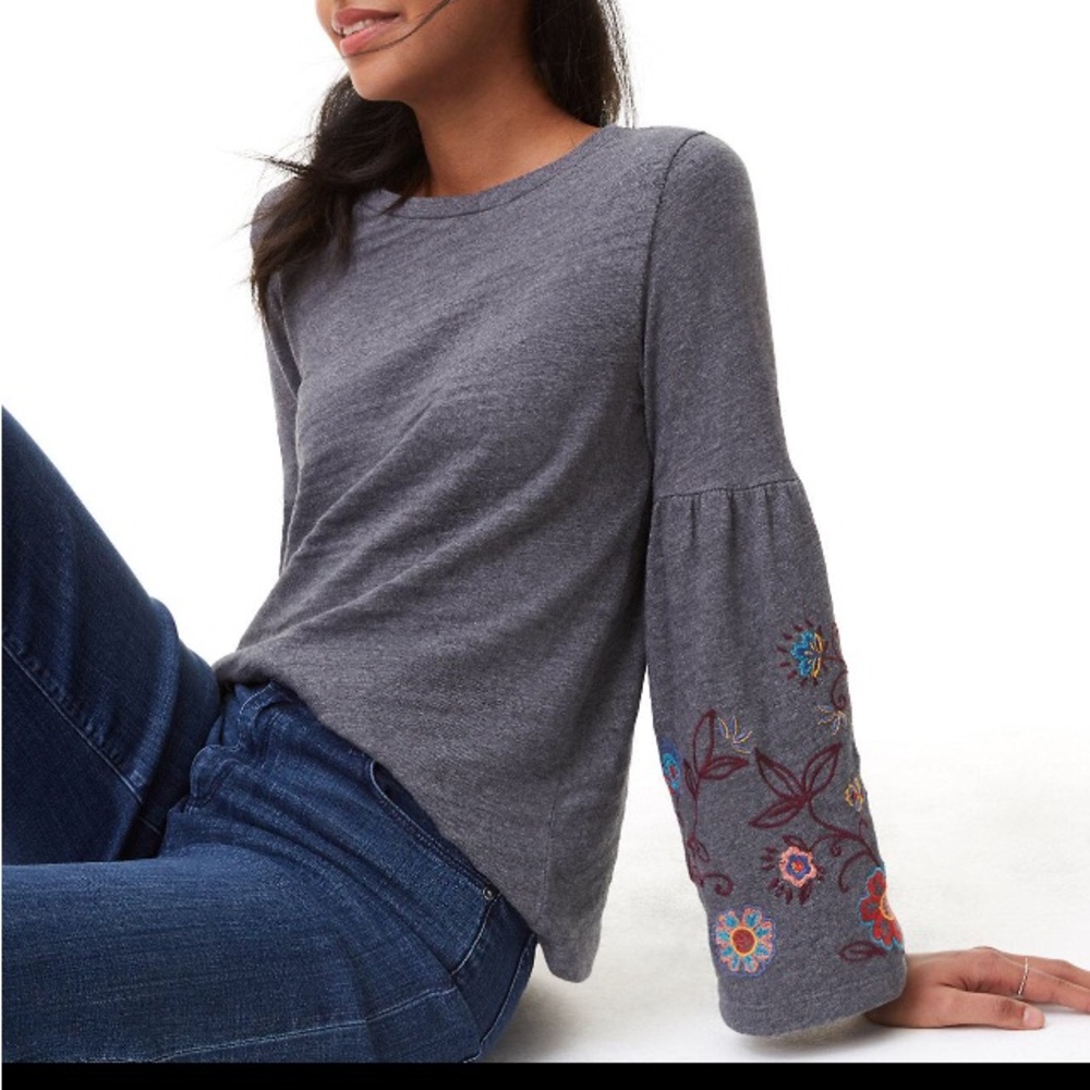 Loft Gray Embroidered Women's Bell Sleeve  Top Size Small
